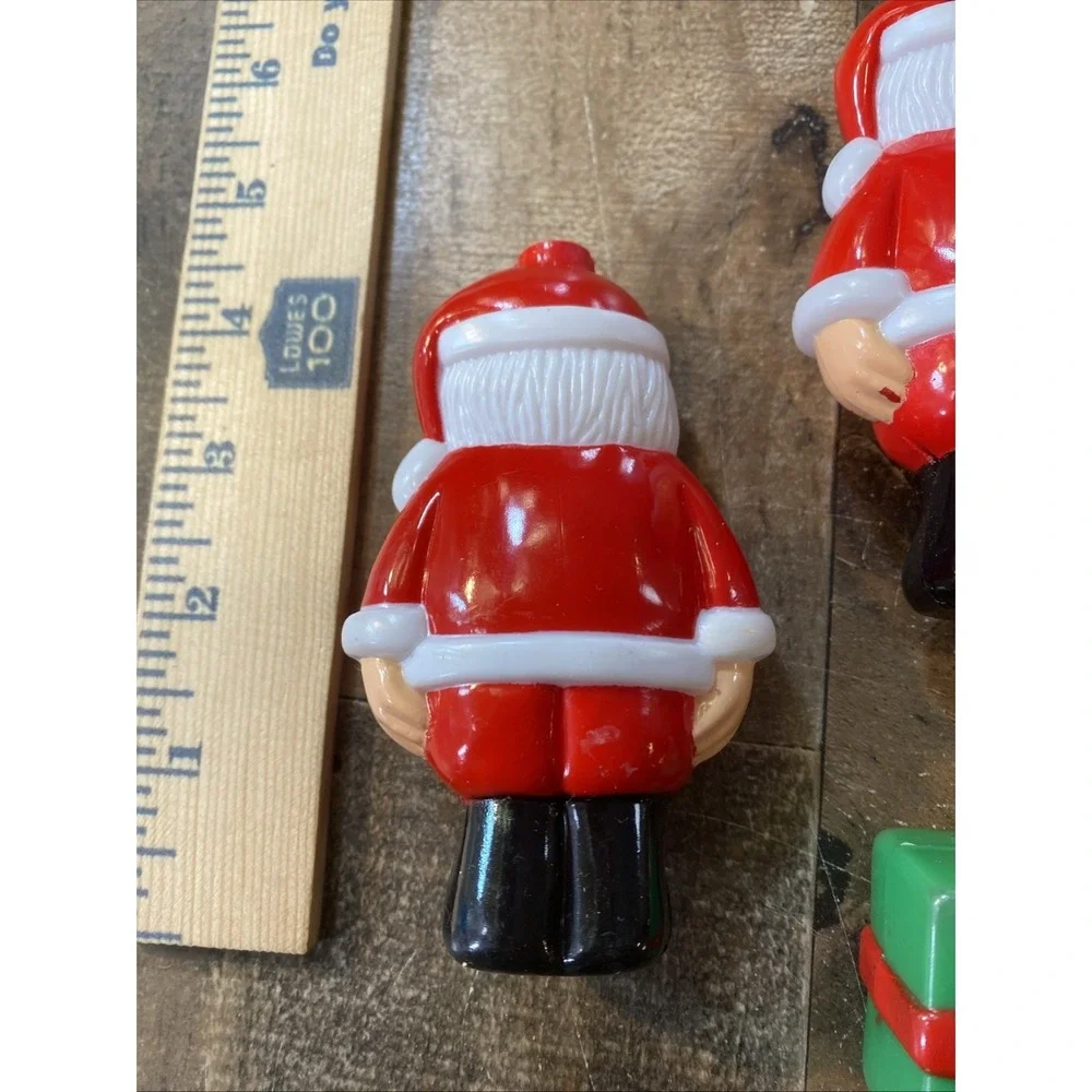 4 Blow Mold Santa Claus & 2 Gift String Light Bulb Covers Christmas ~ Parts Only